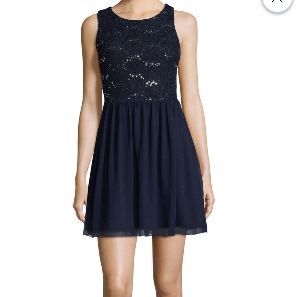 Juniors Cocktail Dress